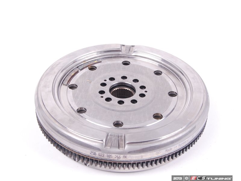 Genuine Volkswagen Audi 022105266AK Flywheel (022 105 266 AK)