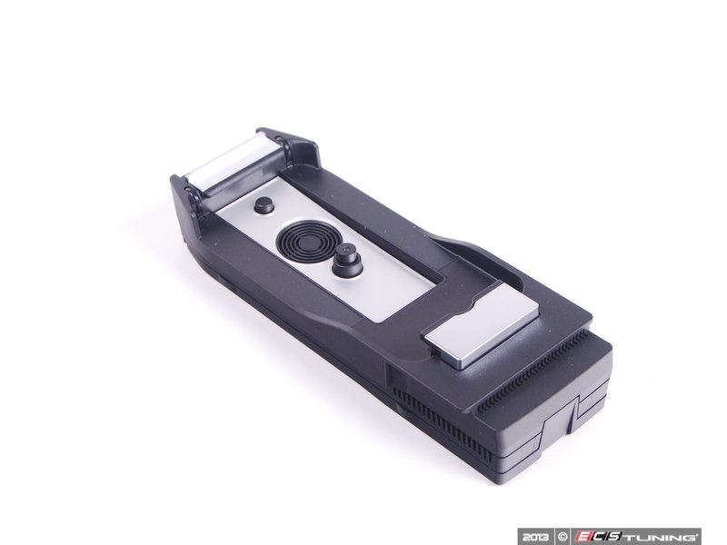 ES#2706603 - 84212351308 - Apple IPhone 5/5s Snap-In Phone Adapter 