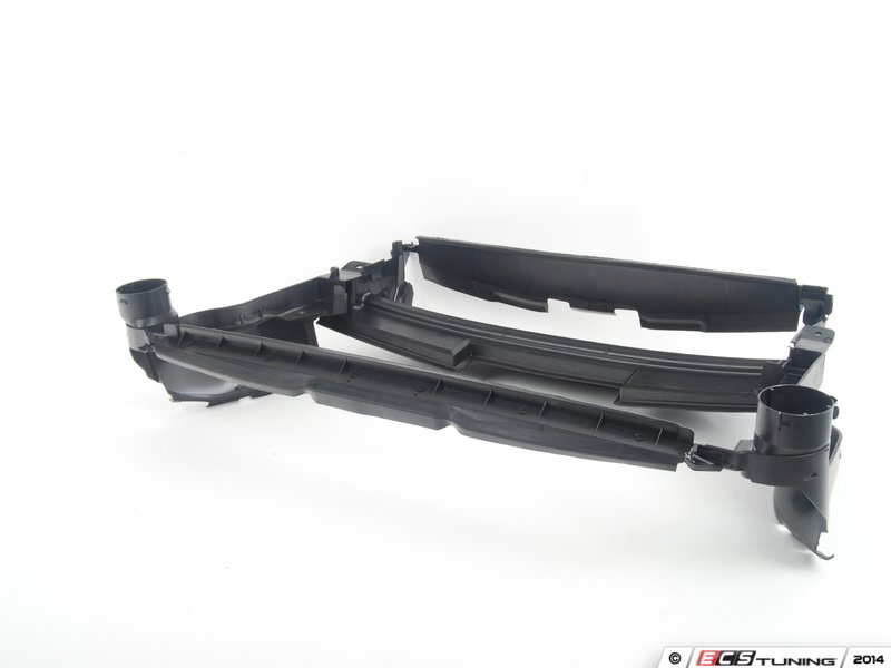 Genuine Mercedes Benz 1645000916 Radiator Air Baffle