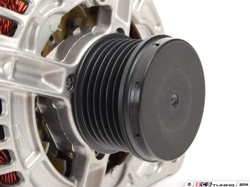 Bosch 99660301202KT Remanufactured Alternator With Pulley