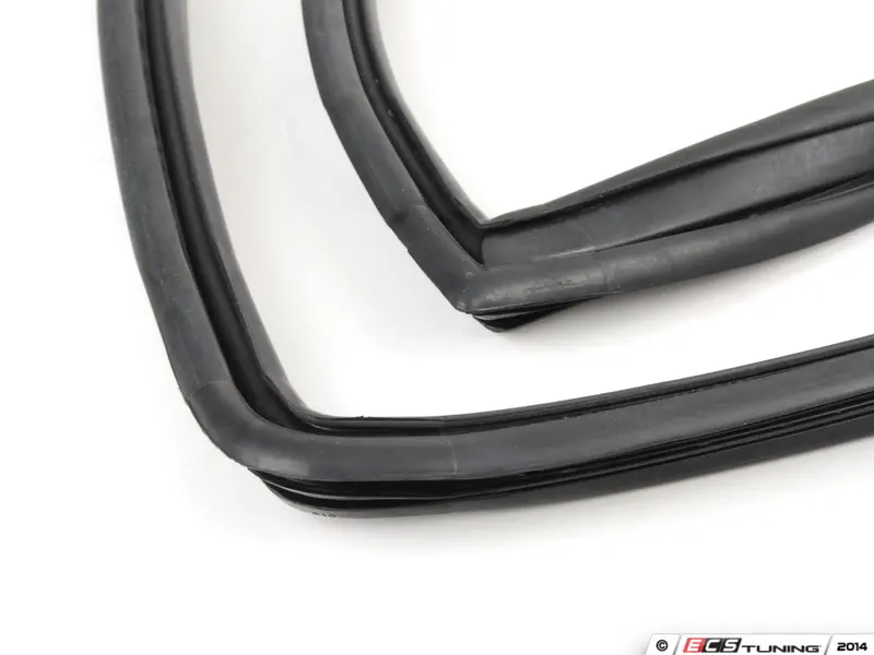 URO Parts 51311820485 Rear Window Seal
