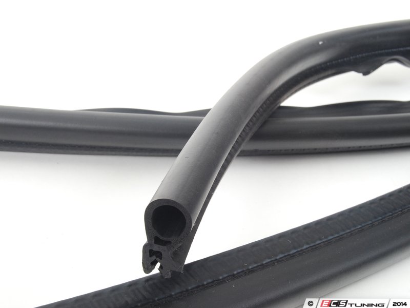 Genuine BMW 51711908443 E32 Trunk gasket (51711908443)