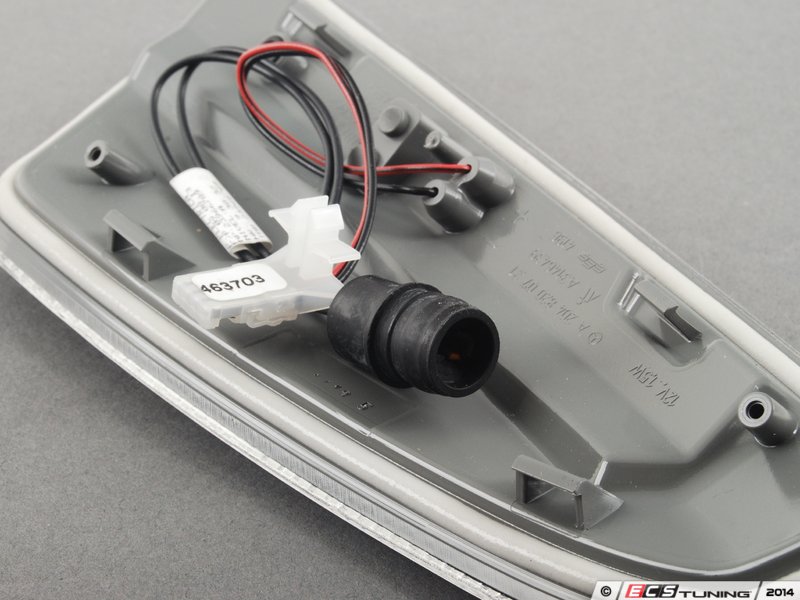 Genuine Mercedes Benz 1649061300 Mirror Turn Signal Assembly