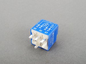 ES#1615062 - 0025420119 - Auxiliary Fan Relay - Stage I -- 15 Amp - Genuine Mercedes Benz - Mercedes Benz