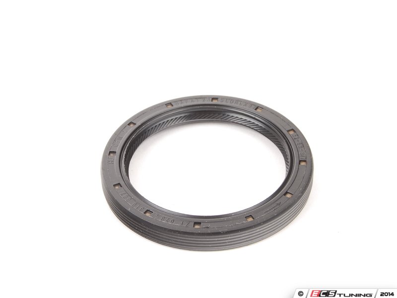 ZF 24137509504 Output Shaft Oil Seal