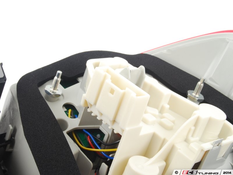 Genuine BMW 63214871753 Outer Tail Light Repair Kit (63214871753)