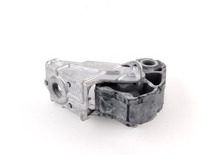 NEW GENUINE VW EXHAUST HANGER BOLT M8X18