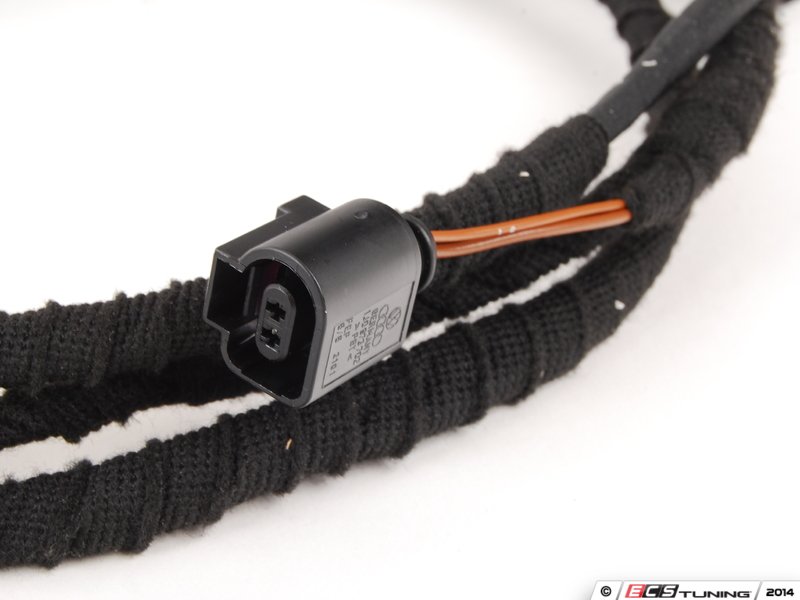 Genuine Volkswagen Audi 3C8971182E trunk wiring harness (3C8 971 182 E)