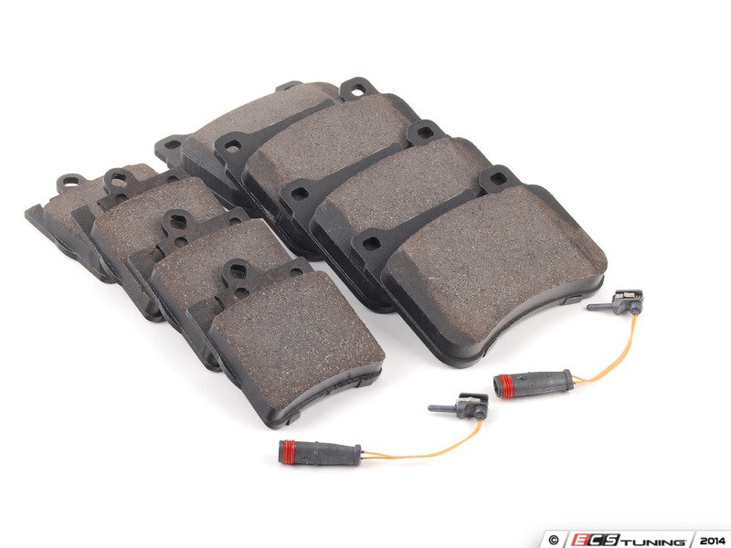 ECS News - Mercedes-Benz W203 C-Class Brake Pad Service Kits