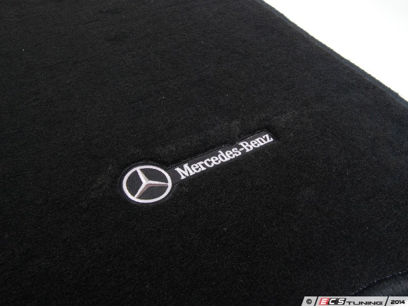 Genuine Mercedes Benz Q6680449 Carpeted Floor Mat Set
