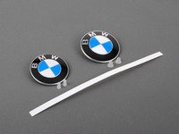 ES#2817070 - 51148132375KT2 - BMW Emblem / Roundel With Grommets - Front And Rear - Tired of looking at your faded BMW badges? Replace them with the Genuine OEM Roundel, also includes roundel removal tool - Genuine BMW - BMW