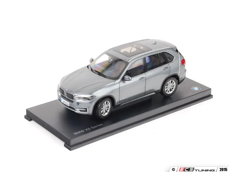 Genuine BMW - 80432318988 - 1:18 BMW X5 Scale Model - Grey - (NO