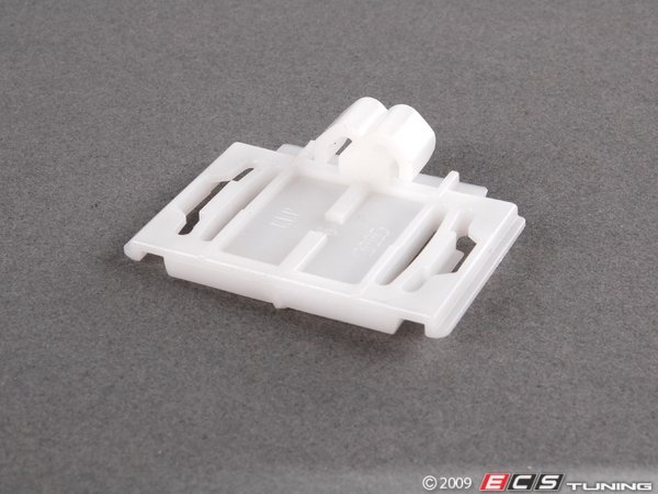 Genuine Volkswagen Audi - 4A0853825C - center door moulding clip ...