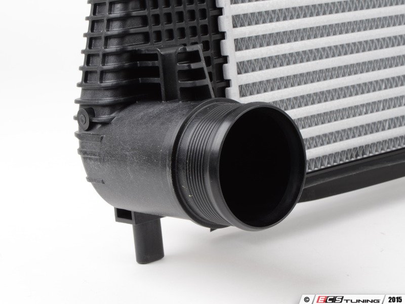 Genuine Volkswagen Audi 5Q0145803R Intercooler (5Q0 145 803 R)