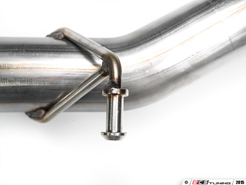 ECS News Milltek Sport Exhausts VW MK6 Golf R