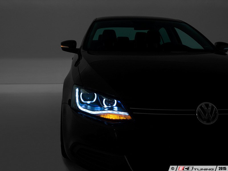 ECS News - VW MK6 Jetta Sedan Headlights and Tail Lights