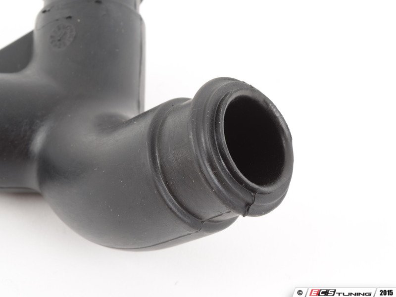 Hamburg Tech 06B103221P Breather Hose Connector