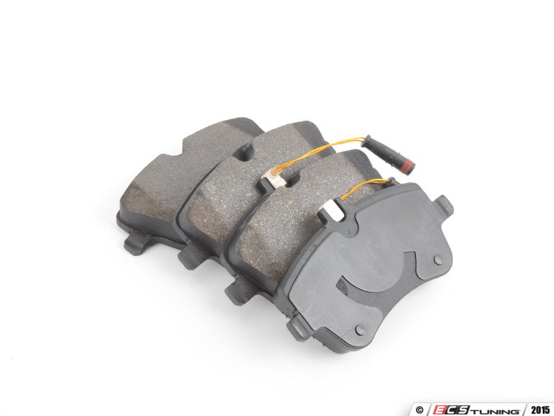 ECS News - Mercedes-Benz W203 Brake Pad Service Kits