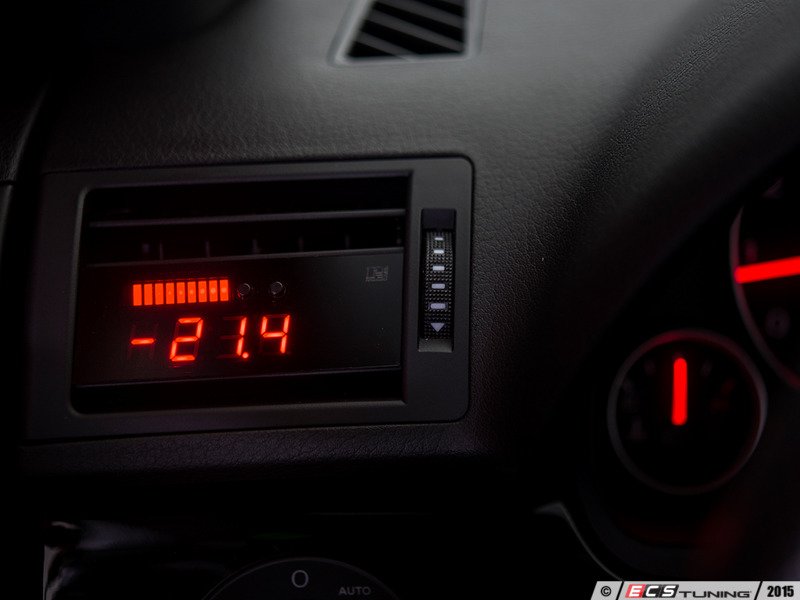 ECS News P3 Gauges Boost Gauges for your Audi B6 A4 1.8T