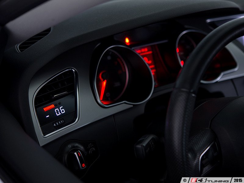 ECS News P3 Gauges Boost Gauges for your Audi B8 S4