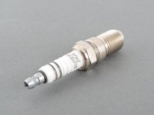 QTY 4 New OEM MERCEDES 190E Spark Plug 0031590503 SHIPS TODAY