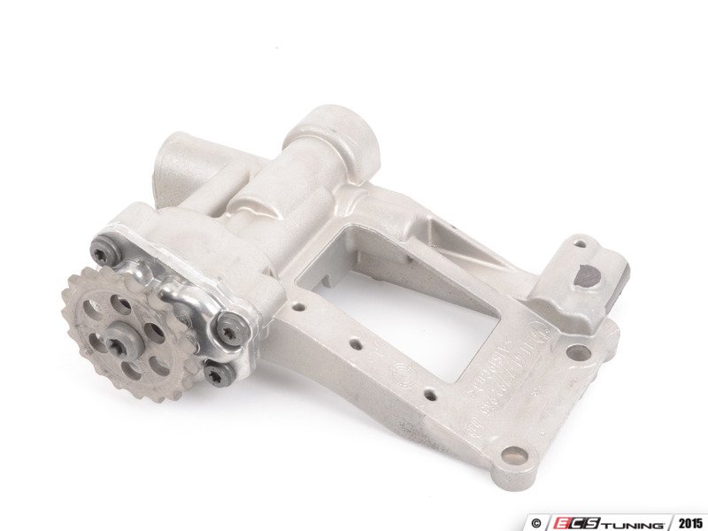 Genuine BMW 11417805815 OIL PUMP (11417805815)