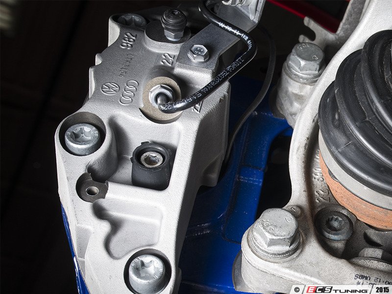 ECS News VW MK7 Golf/GTI ECS Big Brake Kits