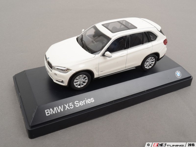 Genuine BMW - 80422318973 - 1:43 BMW X5 Scale Model - White - (NO ...