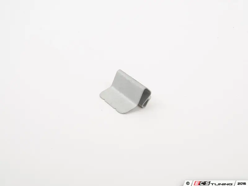 AUDI ｱｳﾃﾞｨ ﾃｰﾙﾗﾝﾌﾟLH 純正 4L0945095. OEﾅﾝﾊﾞｰ 4L0945095-