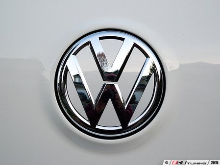 ES#3096526 - K25RE12 - Rear Badge Inlay - Candy White - 1-piece full circle badge inlay that requires removal of the badge for installation - Klii Motorwerkes - Volkswagen