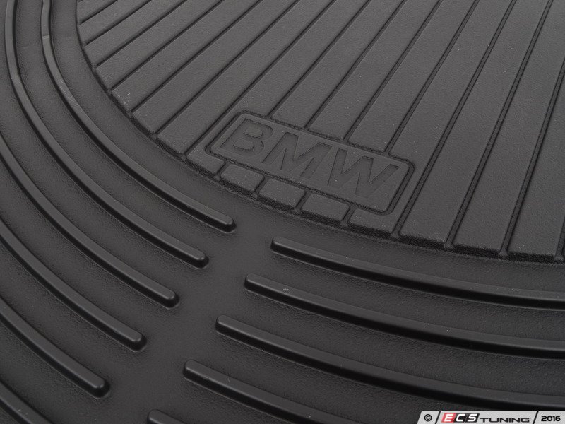 Genuine BMW 82550151189 E53 X5 Front Rubber Floor Mat Set Black