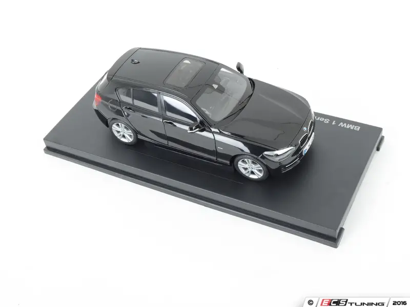 bmw 1 series scale model