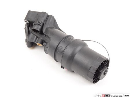thumbnail interactive-video image 1 of Labwork Oil Filter Adapter Housing For VW 2.5L Jetta, Golf, Beetle – Replaces 07K115397D 1 of 6