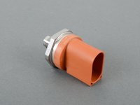 ES#3142391 - 06J906051D - High Pressure Fuel Sensor - Located on the fuel rail - Bosch - Audi Volkswagen