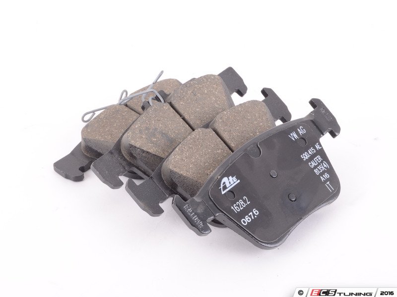 Genuine Volkswagen Audi - 5Q0698451P - Rear Brake Pad Set (5Q0 698 451 P)