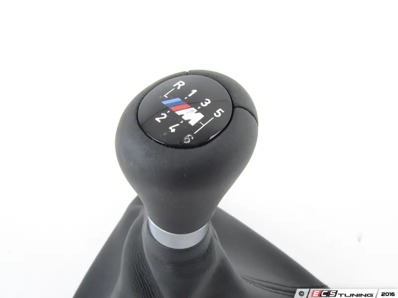 Shift Boot And Shift Knob - 6 Speed