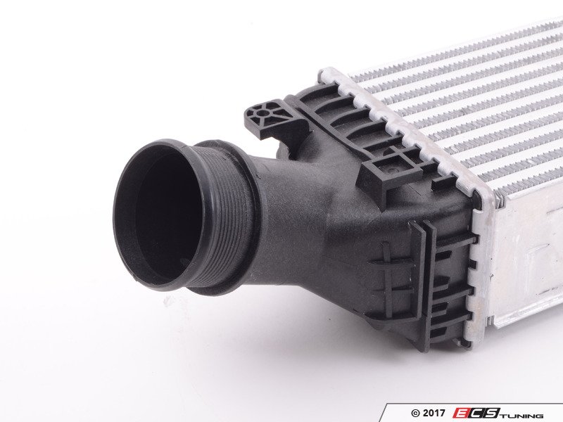 Vemo 8K0145805E Intercooler