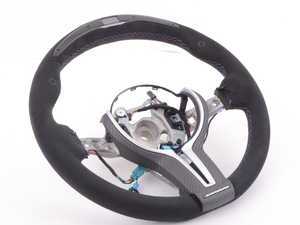 ES#3144738 - 32302413015 - M Performance Steering Wheel with Race Display - High-tech alcantara steering wheel with integrated display - Genuine BMW M Performance - BMW