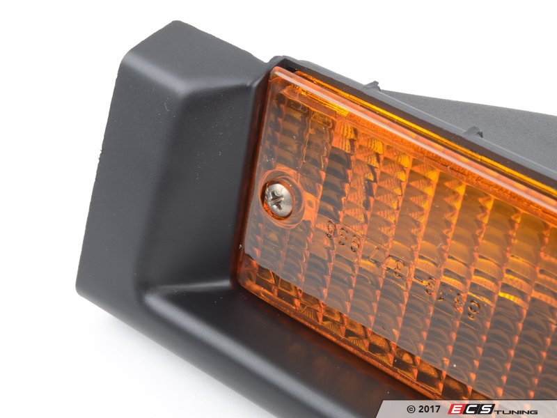 Genuine European BMW 63131377992 Turn Signal / Parking Lamp Right